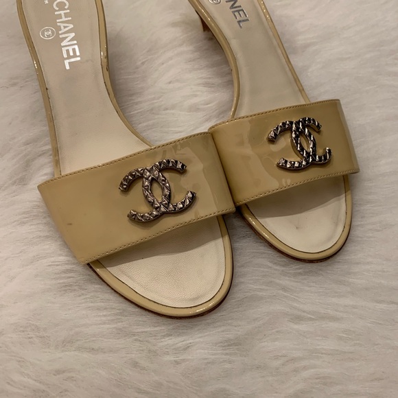 💚CHANEL sandals slides mules 39 (fits like 8) - Picture 5 of 8